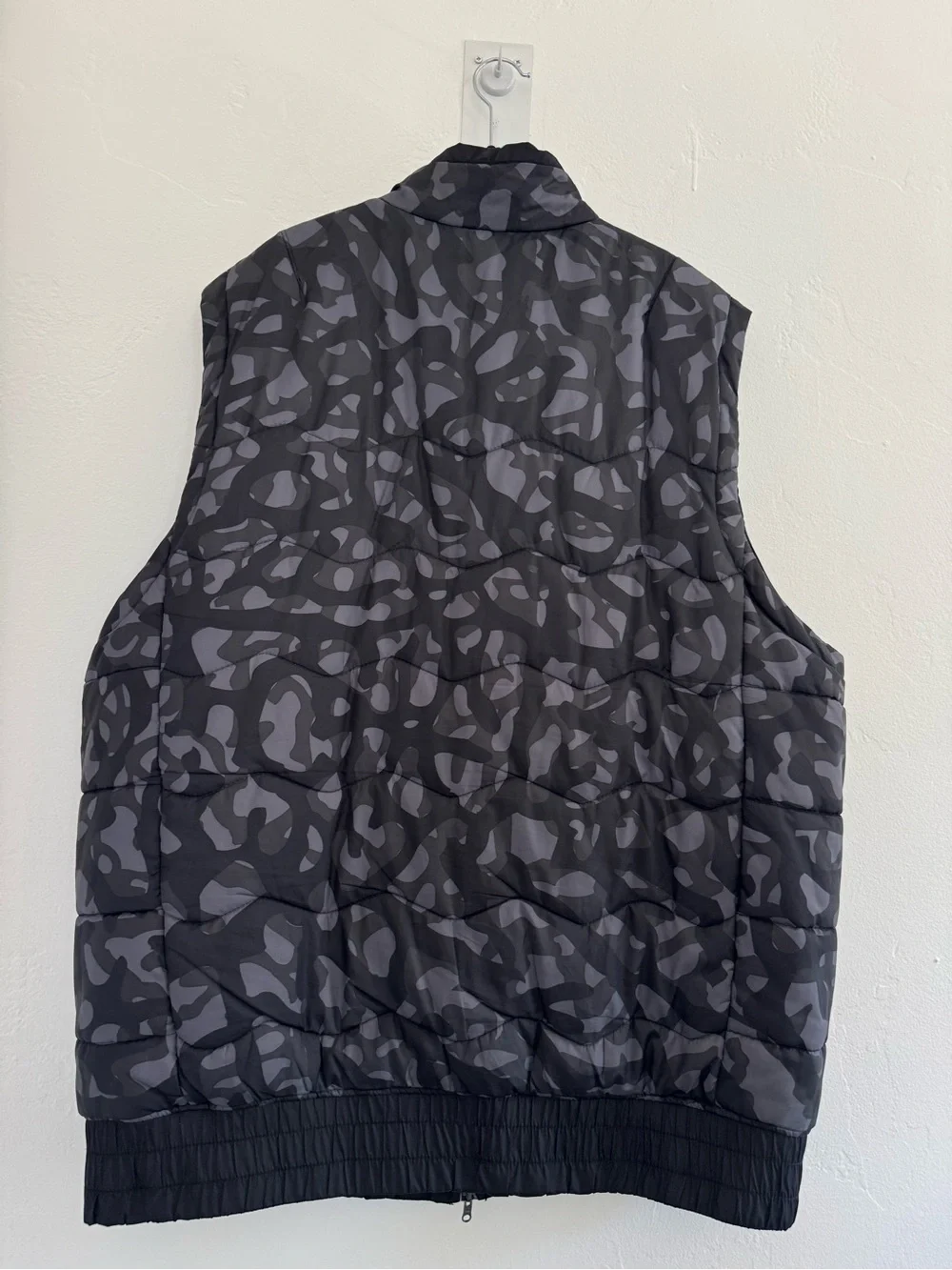 Jordan Fly Vest Reversible Black Cool Grey Camo Insulated Water Repellant